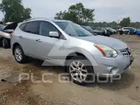 2012 Nissan ROGUE photo