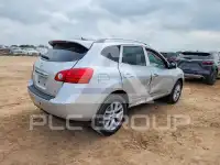 2012 Nissan ROGUE photo