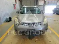 2012 Nissan ROGUE photo