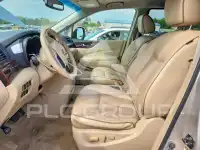 2012 Nissan QUEST photo