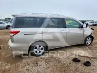 2012 Nissan  photo
