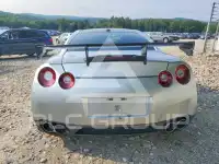 2012 Nissan GTR фото