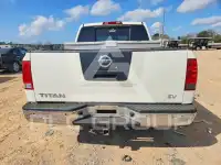 2012 Nissan TITAN photo