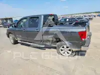 2012 Nissan TITAN фото
