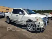 2012 Nissan TITAN фото