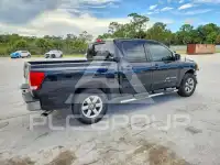 2012 Nissan TITAN фото