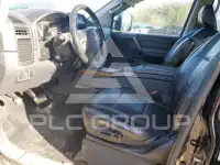 2012 Nissan TITAN фото