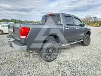 2012 Nissan TITAN фото