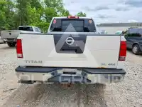 2012 Nissan TITAN фото