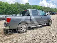2012 Nissan TITAN фото