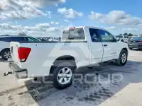 2012 Nissan TITAN фото
