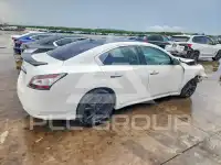2012 Nissan MAXIMA photo