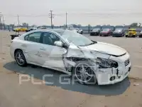 2012 Nissan MAXIMA photo