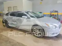 2012 Nissan MAXIMA photo