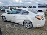 2012 Nissan ALTIMA фото