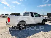 2012 Nissan FRONTIER фото