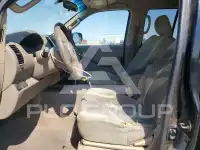 2012 Nissan FRONTIER фото