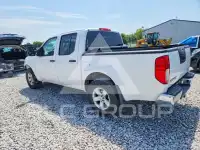 2012 Nissan FRONTIER photo