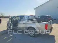 2012 Nissan FRONTIER фото