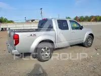 2012 Nissan FRONTIER photo