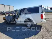 2012 Nissan FRONTIER фото