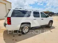 2012 Chevrolet Suburan photo
