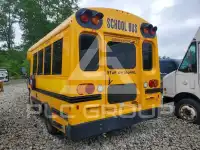 2012 Chevrolet Express photo