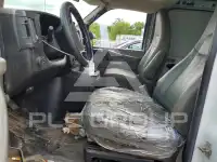 2012 Chevrolet Express фото