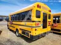 2012 Chevrolet Express photo