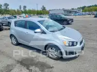 2012 Chevrolet Sonic фото