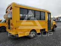2012 Chevrolet Express фото