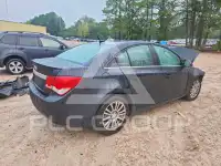 2012 Chevrolet Cruze photo