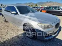 2012 BMW 740 фото