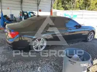 2012 BMW 750 фото