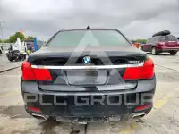 2012 BMW 750 photo