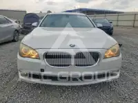 2012 BMW 750 photo