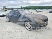 2012 BMW 750 photo