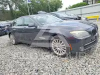 2012 BMW 750 photo