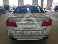 2012 BMW 750 фото