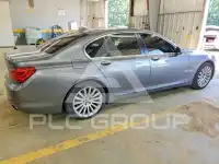 2012 BMW 750 фото