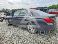 2012 BMW 750 photo