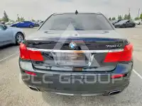 2012 BMW 750 photo