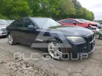 2012 BMW 750 фото