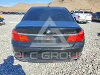2012 BMW 750 photo