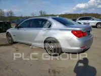 2012 BMW 750 photo