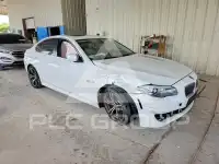 2012 BMW 528 photo