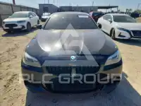 2012 BMW 550 фото