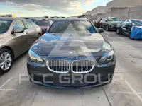 2012 BMW 750 фото