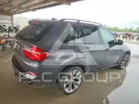 2012 BMW X5 фото