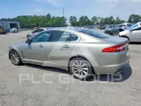 2012 Jaguar XF photo